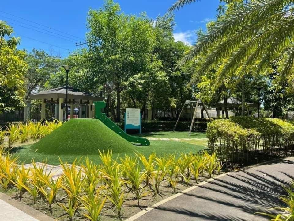 Verdon Parc Davao City With Balcony By Darpm Ngoại thất bức ảnh