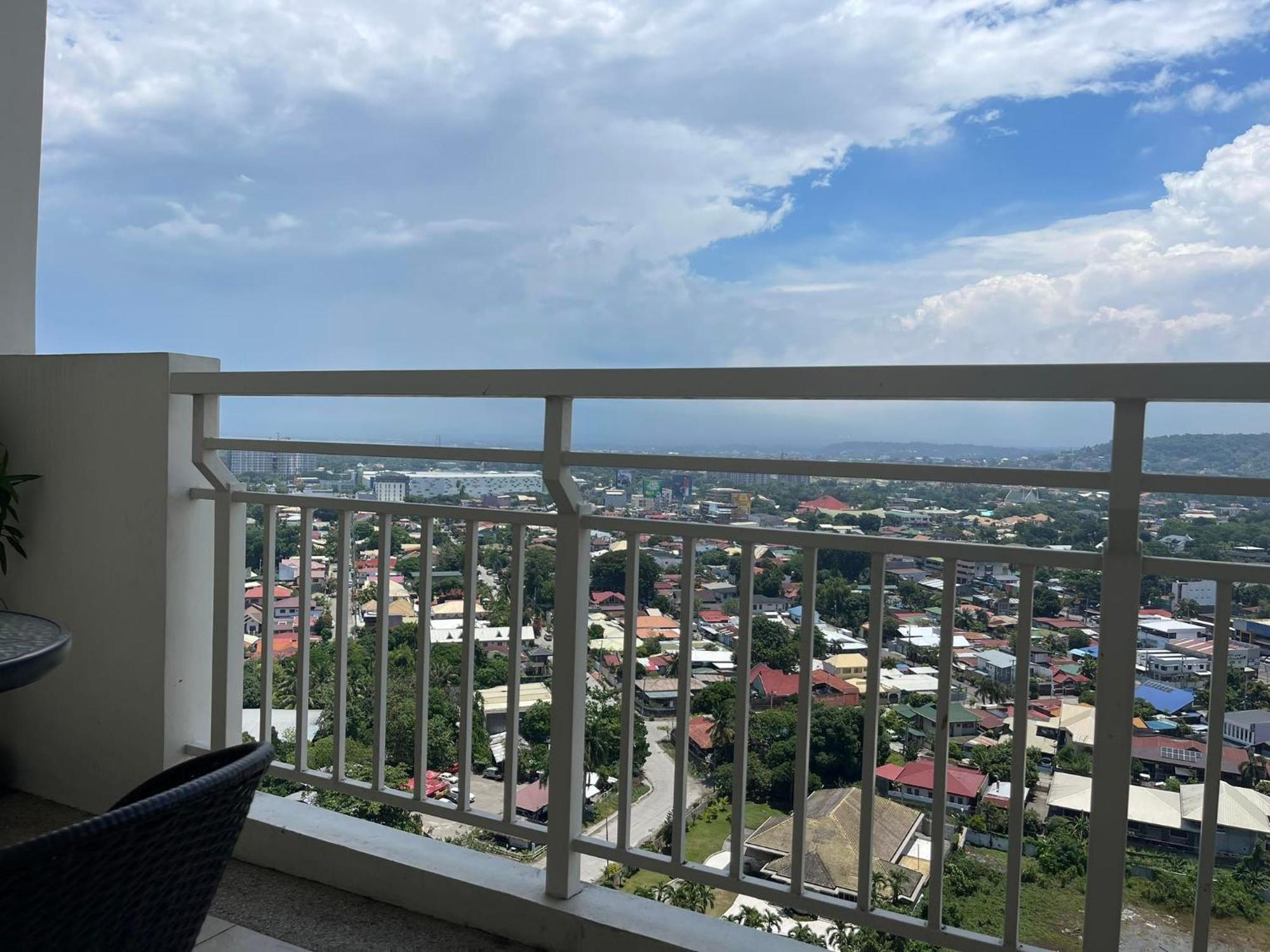 Verdon Parc Davao City With Balcony By Darpm Ngoại thất bức ảnh